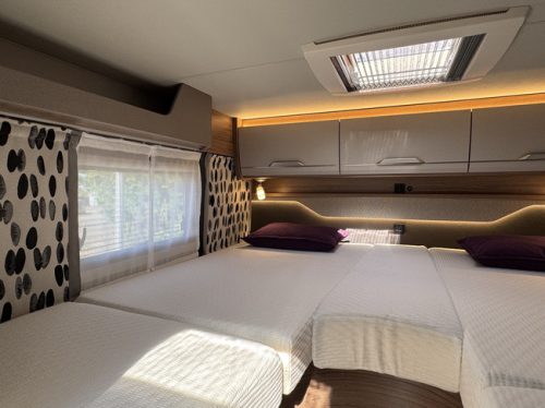 Knaus Van TI Vansation 650 MEG AUTOMAAT 9-Traps 180 pk Euro6 Fiat Ducato 8 **Einzelbetten/Satelliten-TV/Navi/Kamera/Lithium/Anh&auml;ngerkupplung/T Foto: 17