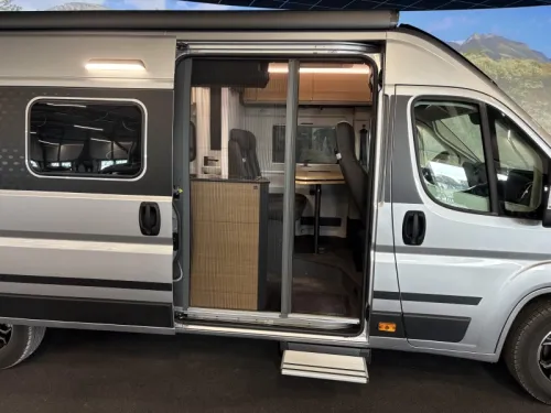 Adria Twin 640 SLB 60 Years / 180pk Automatik Foto: 7