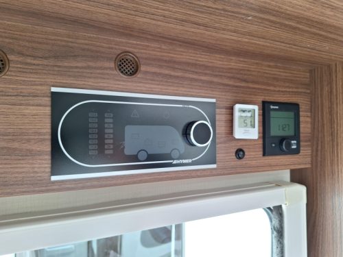 Hymer B-MC T 580 2 EINZELBETTEN-1. BESITZER Foto: 13