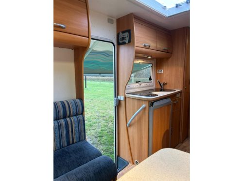 Chausson WELCOME 95 Fiat Ducato 2.3 130 PK Semi-integrated Camper! photo: 23