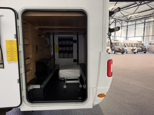 Adria Coral 600 SL Nivelliersystem / Maxxfan Foto: 5