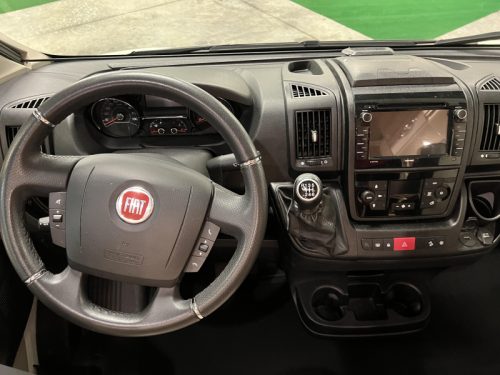 Eura Mobil Profila RS 695 EB photo: 13