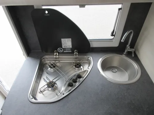 Caravelair Artica 496 MOVER AIRCO AWNING photo: 11
