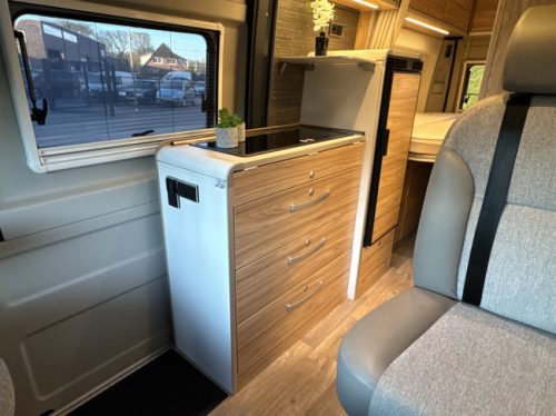 Hymer Yellowstone 640 pop-top roof 160 hp *4 PERSONS* Euro6 Fiat Ducato **Single beds/Pop-top roof with 2 berths/4 seats/Lithium/Sun photo: 14