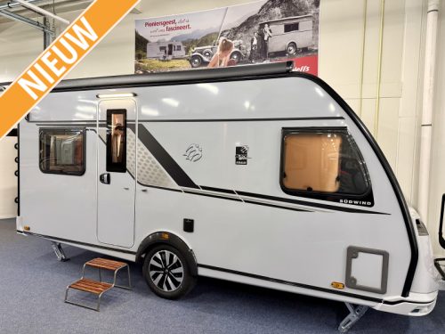 Knaus Sudwind Black Selection 450 FU model 2027