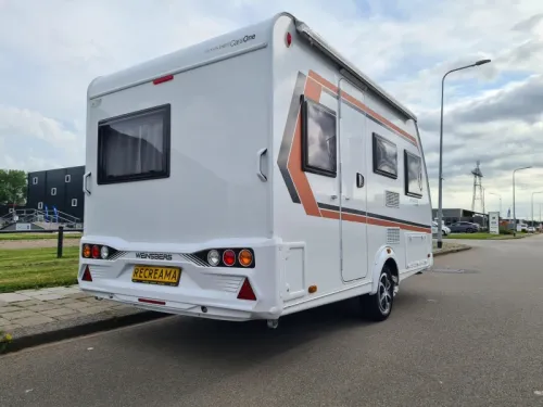 Weinsberg CaraOne Edition HOT 390 QD photo: 1