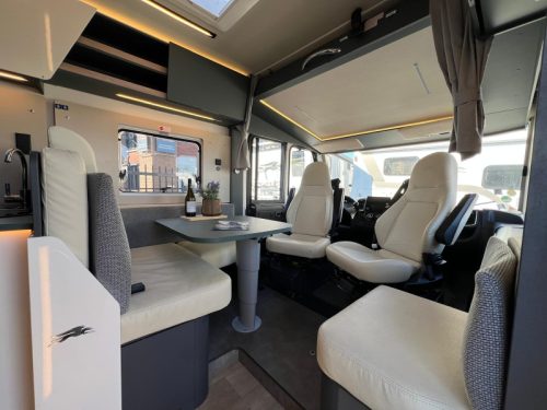 Laika Kosmo H 1409 Single beds, Automatic  photo: 9
