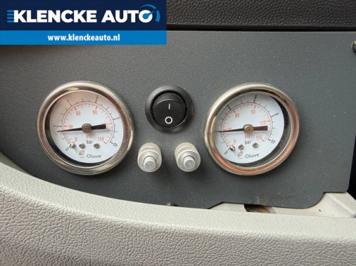 Hobby D 650 FLC 122.223km Air suspension Air conditioning Cruise control Fixed bed Oven WELL MAINTAINED LPG Neat photo: 16