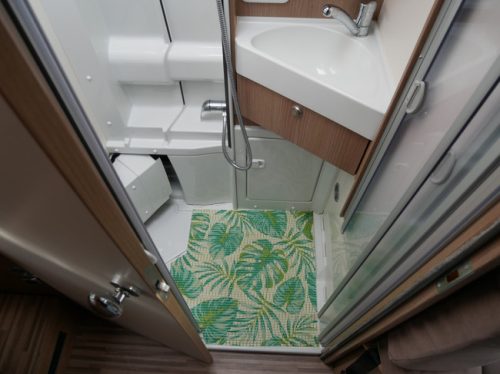 Carthago Malibu Van 640 LE Charming GT, 6.40 Meter Camper Van, Single Beds photo: 14