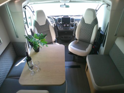 Adria Matrix 670 SL 5 Personen Foto: 2