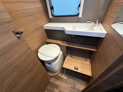 Weinsberg CaraSuite 700 MEG photo: 21