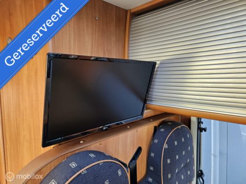 Dethleffs Advantage T 6611 Semi-integrated \u2606Single beds\u2606 photo: 20
