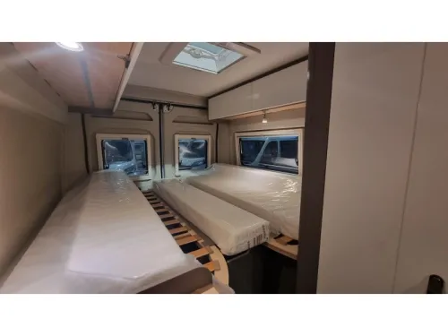 LMC Innovan 640 NEW! AUTOMATIC/ACTION MODEL photo: 20