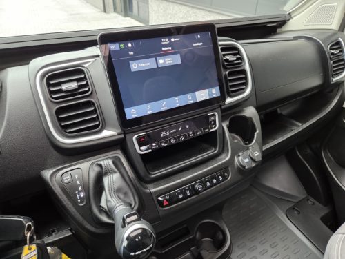 P&ouml;ssl Summit Prime 540 Skyroof Automaat Foto: 8