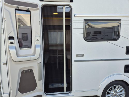 Tabbert Cazadora 420 QD 2.3 Layout with mega kitchen! photo: 7