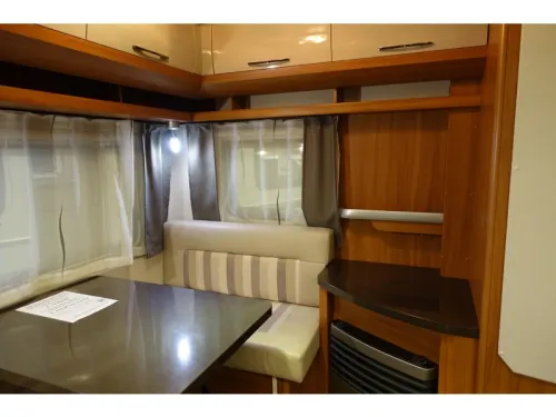 Hobby On Tour 460 HL cassette awning photo: 4