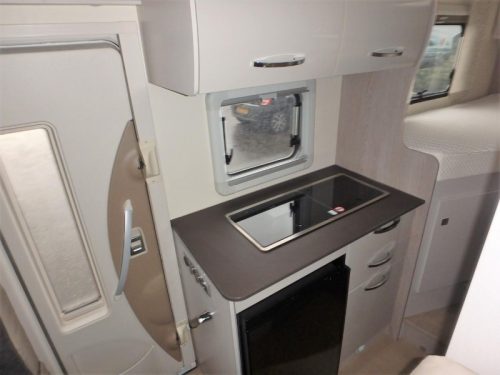 B&uuml;rstner Nexxo Van 620 T  photo: 17