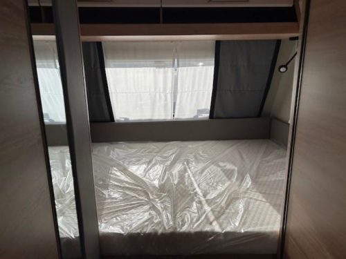 Knaus Sudwind Black Selection 420 QD photo: 5