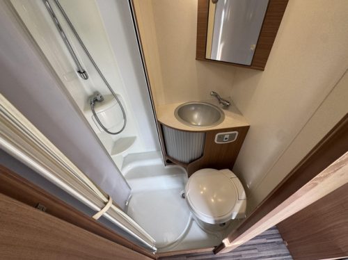 Sun Living Lido 45 M-SL Einzelbetten, Hubdach Foto: 15