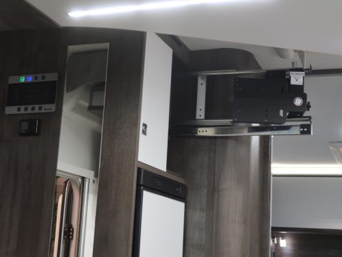 Benimar Cocoon 496 QUEENS BED Foto: 15