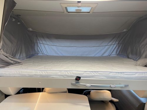 Mobilvetta K-SILVER I-59 Euro 6 Queensbed + Pop-top roof, Air conditioning, TV, Bike rack photo: 3