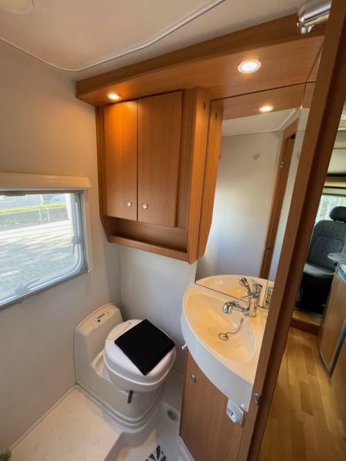 Knaus Sky TI 650 MEG EINZELBETTEN MOTOR KLIMAANLAGE 6,99M  Foto: 9
