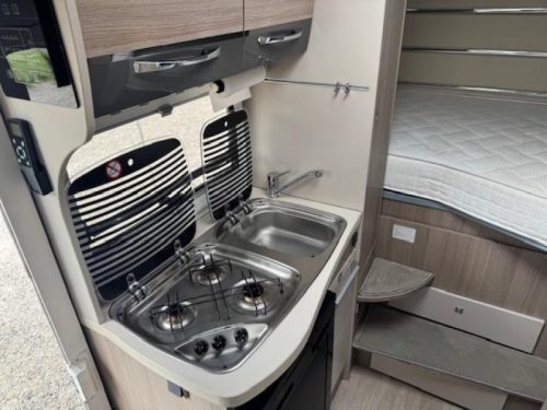 Chausson Flash 514 small Motorhome  photo: 14