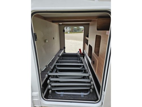 Weinsberg CaraSuite 650 MEG photo: 6