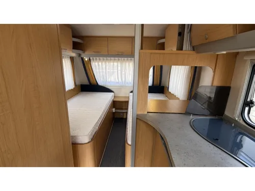 Knaus Sudwind 500 EU enkele bedden rondzit  foto: 2