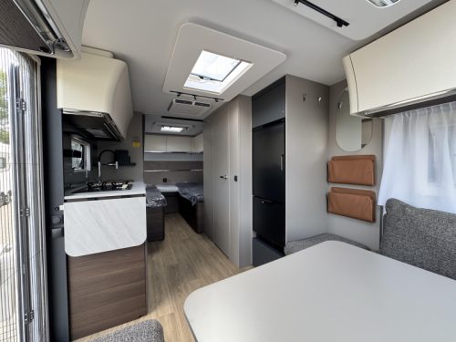 Adria Alpina 583 UL photo : 2