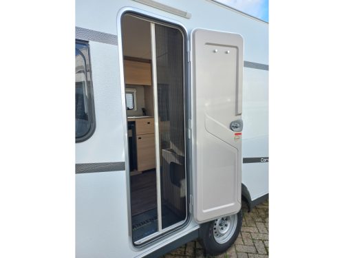 Weinsberg CaraLife 450 FU photo: 2