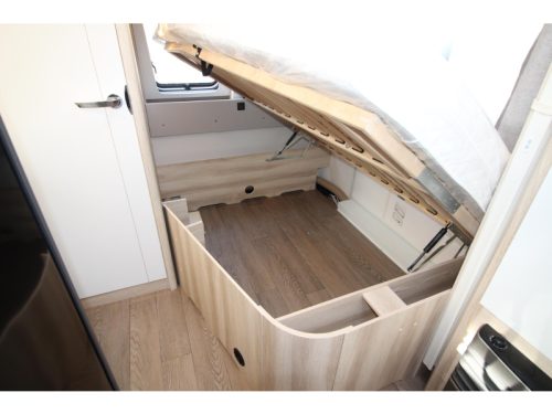 Hobby De Luxe 460 UFE Modeljaar 2027  foto: 18