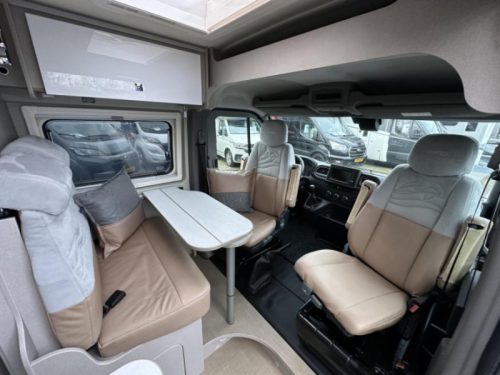 B&uuml;rstner Delfin C 621 L&Auml;NGSBETTEN + ANH&Auml;NGERKUPPLUNG Foto: 1