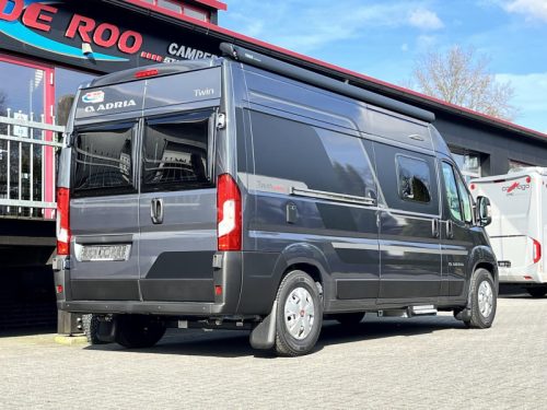 Adria Twin Supreme 600 SPB Automaat photo: 5
