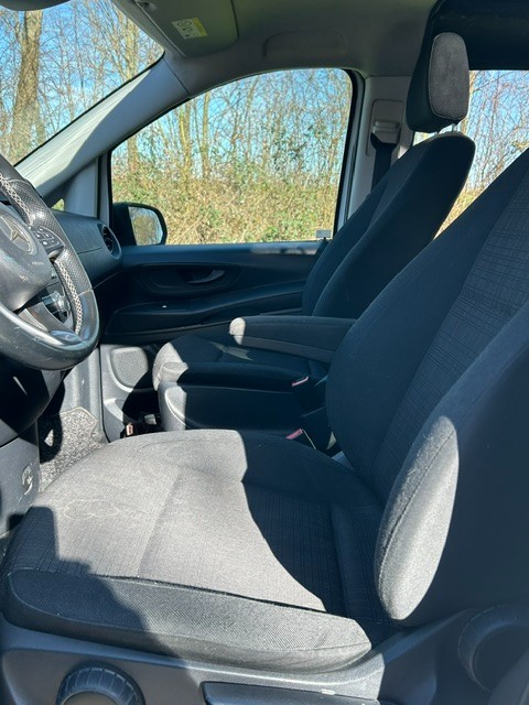 MERCEDES-BENZ VITO photo: 29