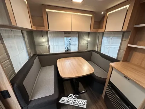 Knaus Sport 460 EU SINGLE BED UNDERFLOOR HEATING photo: 2
