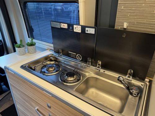 Hymer Yellowstone 640 pop-top roof 160 hp *4 PERSONS* Euro6 Fiat Ducato **Single beds/Pop-top roof with 2 berths/4 seats/Lithium/Sun photo: 17