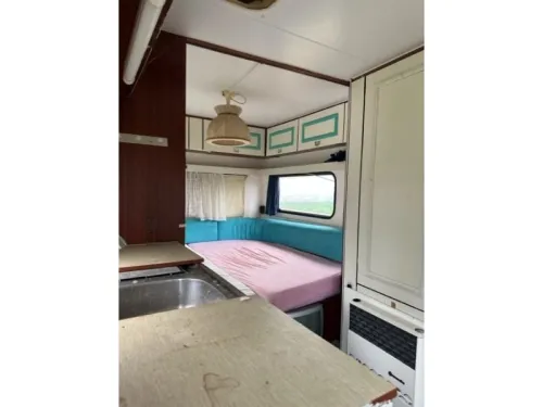 Knaus Wolf 535 with winter roof photo: 16