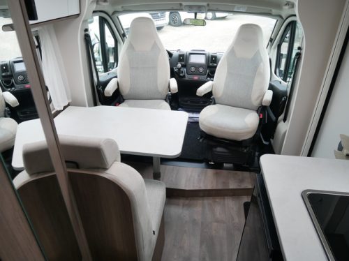 Carado V337, Single beds, 900 kilo payload, XL Garage photo: 8