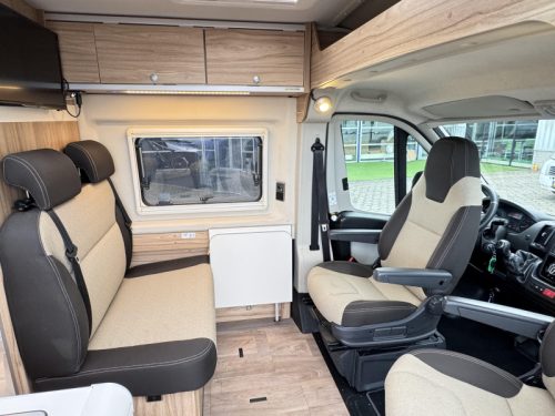 Hymer Yellowstone 640 - Langes 205 cm Bett ! - Foto: 3