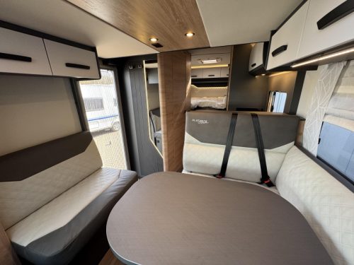 Knaus L!ve Wave 700 MEG  photo: 14