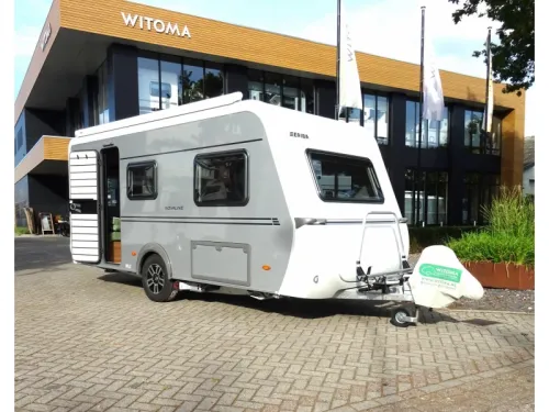 Eriba Novaline 470 ab &acirc;&not; 31.940,- Rangierhilfe-Aktion Foto: 22