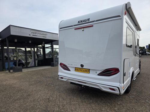 Knaus Van TI 550 MF Kompaktes 6-Meter-Franz&ouml;sisches Bett Foto: 1