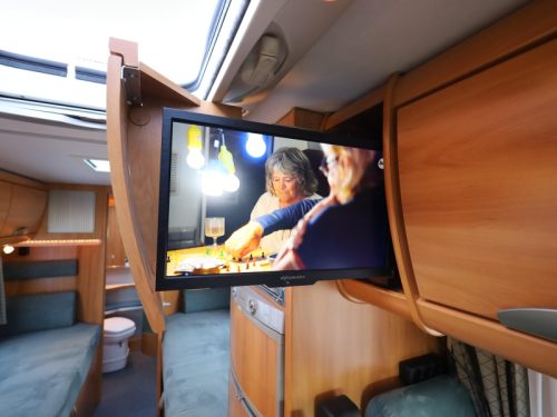 Hymer Tramp 676 GT low single beds  photo: 11