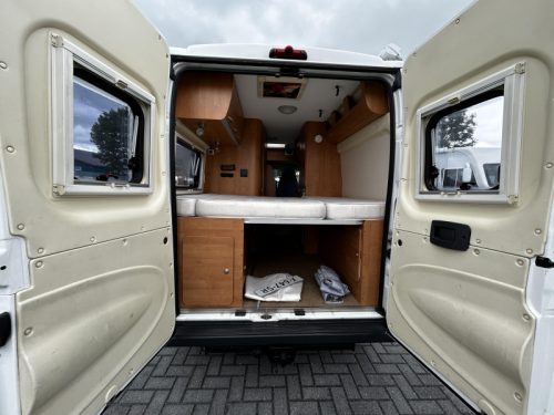 Chausson Twist 2 Transverse Bed/2008/Euro4/Airco photo: 5