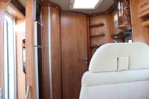 Carthago Chic C Line I 5.0 1. Besitzer Fiat 3.0 Liter 160 PS 4250 kg Chassis Einzelbetten 5 Sitzpl&auml;tze (122 Foto: 31
