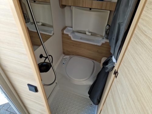 Sterckeman Easy Comfort 390 CP Mover/Awning photo: 6