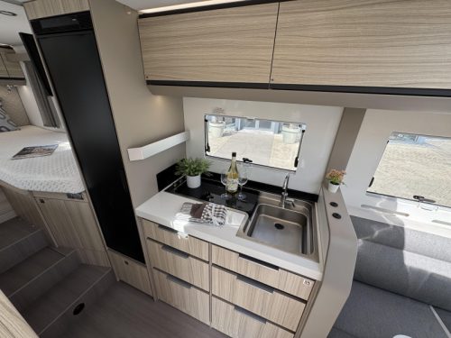 Adria Compact DL 60 Years Selection Levelling system Automatic  photo: 14