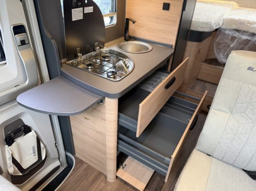 Knaus Live Wave 650 MEG Black Select Foto: 17