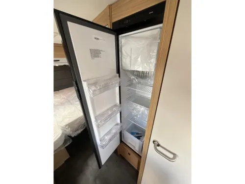 Dethleffs Summer Edition 510 LE SINGLE BEDS-FLOOR HEATING photo: 12